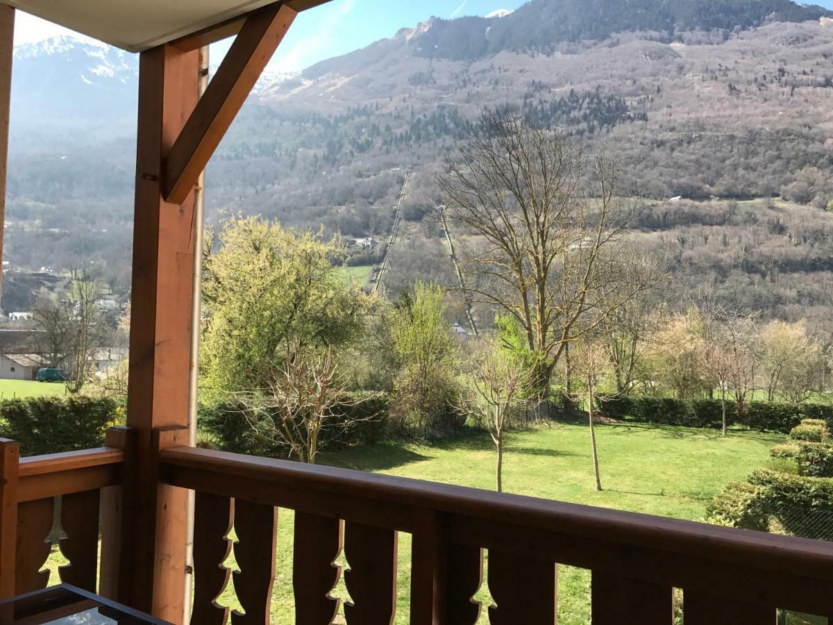 Appartement Tt Confort Au Coeur Des Montagnes Avec Vue Sur Les Montagnes Wifi Luz-Saint-Sauveur Exterior photo