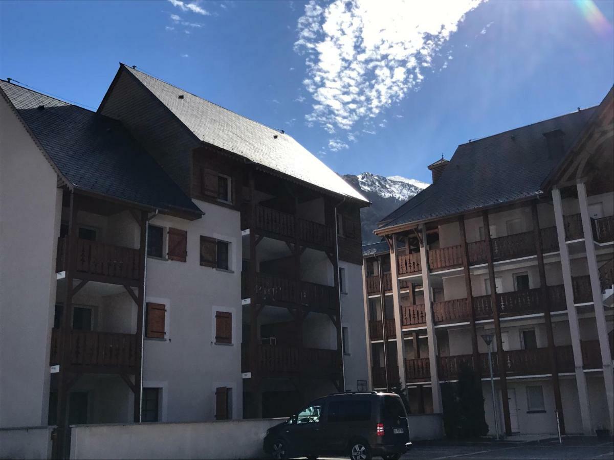 Appartement Tt Confort Au Coeur Des Montagnes Avec Vue Sur Les Montagnes Wifi Luz-Saint-Sauveur Exterior photo
